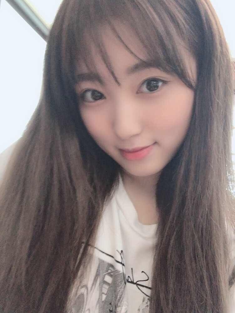 pop__notes's tweet image. Volví del fansign con el corazón temblando ✧🐾 porque activé mi modo #𝕚ʼαmːpupp𝕚eᰍ·ฅ apenas las vi tan cerquita. Entre sus sonrisas 𐙚🌸 y la energía del #𝐛𝐥αckೕ𝕝oveː𝕔ode, quedé atrapada para siempre. No supero nada, todavía.

𝕓u𝐧ny  ִֶָ༘🎀⋆.˚🐇༘⋆  𝕞āi𝐤a.