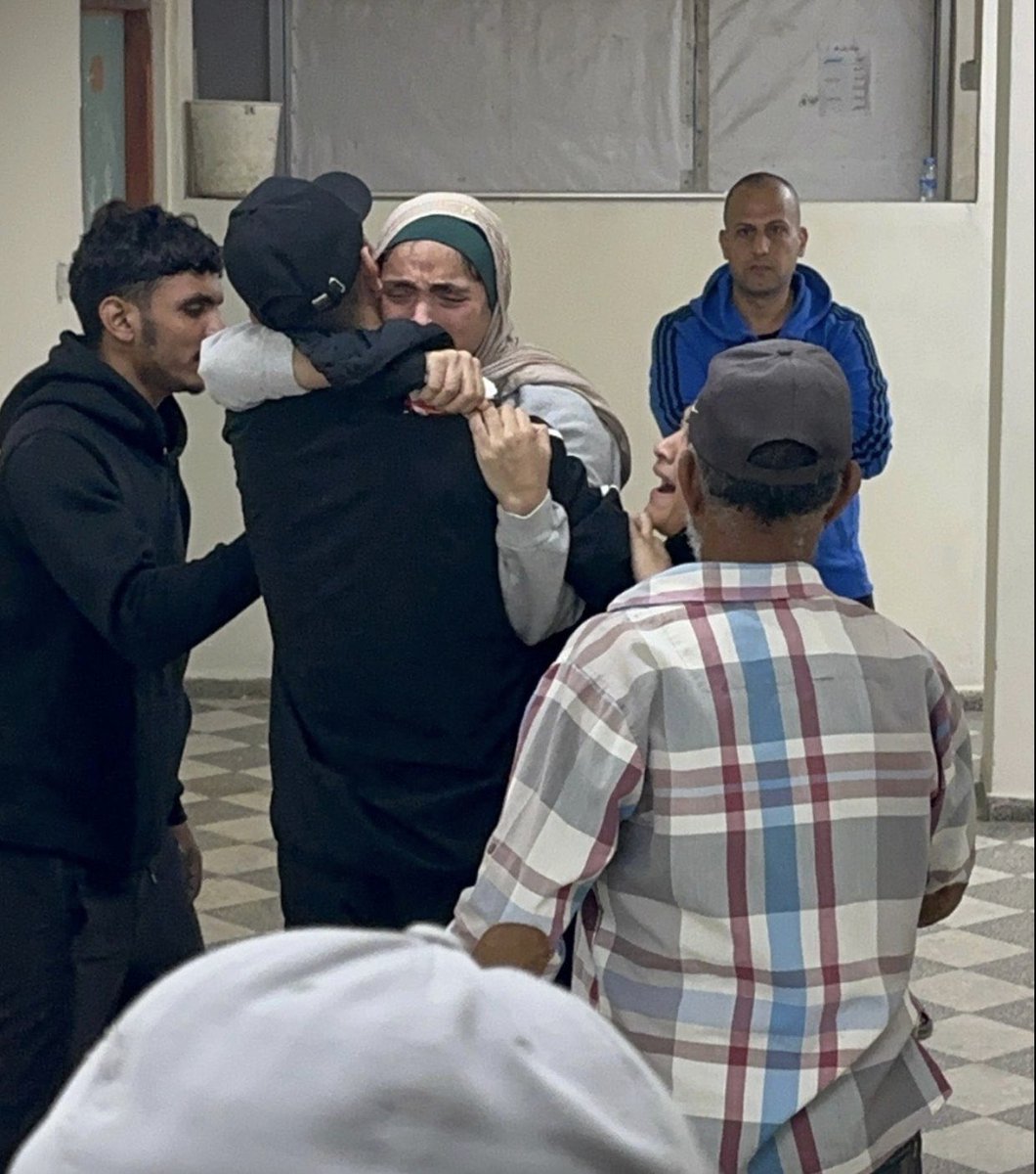 tevfik_hams's tweet photo. israil ordusu babasına baskı yapmak için birkaç ay önce kaçırdığı kuzenim Tasnimi serbest bıraktı..!!

Her halimize hamdolsun.. https://t.co/GRJlfIkQ5h