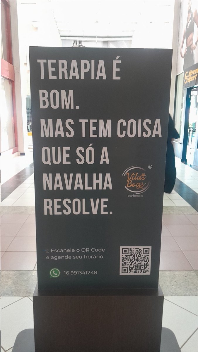 francisco_fanan's tweet image. Isso me lembrou de uma tentativa de marketing que vi no shopping kkkk