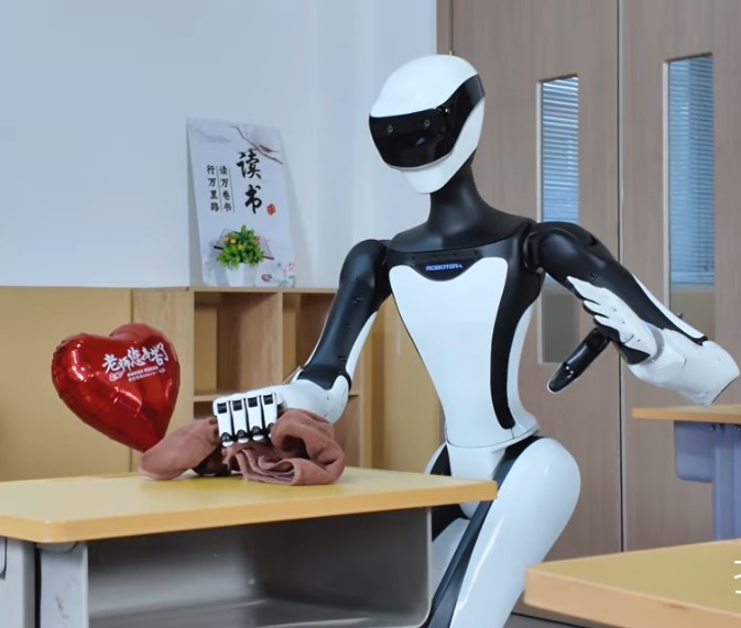 HumanoidRTech's tweet image. .@roboterax announced a Series A+ financing round of approximately $140 million, led by Geely Capital.

Learn more here: lnkd.in/emXS3QZG

#humanoids #humanoidrobotics #humanoidrobot #humanoids