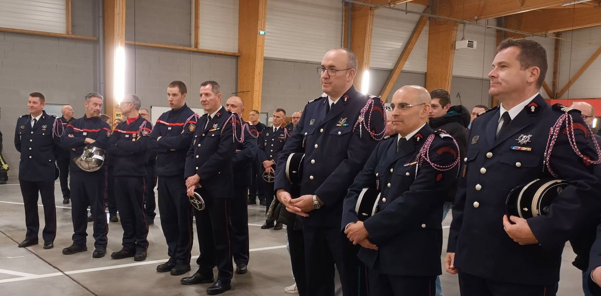 SDIS50's tweet image. Mardi dernier a eu lieu à #tourlaville @VilleCherbourg , la #cérémonie de passation de #commandement entre le commandant Anthony Nicol et le capitaine Guillaume Lalande.