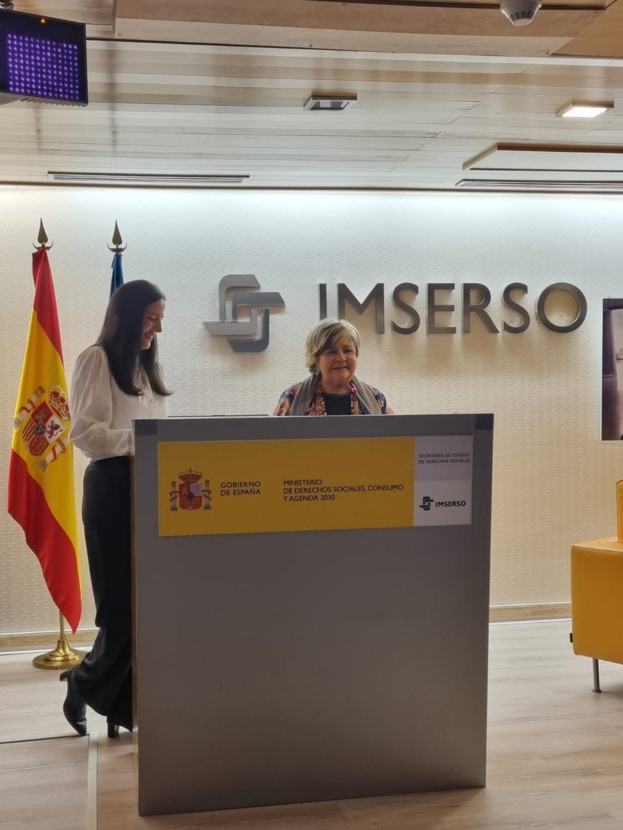 FPilares's tweet image. Finalizan las jornadas organizadas por Fundación Caser y Fundación Pilares hoy 27 de noviembre
En ellas hemos reafirmado lo esencial: cuidados de calidad, eficaces y sostenibles deben situar la dignidad y los derechos de las personas en el centro.

#Cuidados #Sostenibilidad #AICP