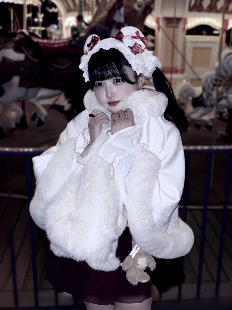 G6xJNRDa0AEXRYU.jpg?format=jpg