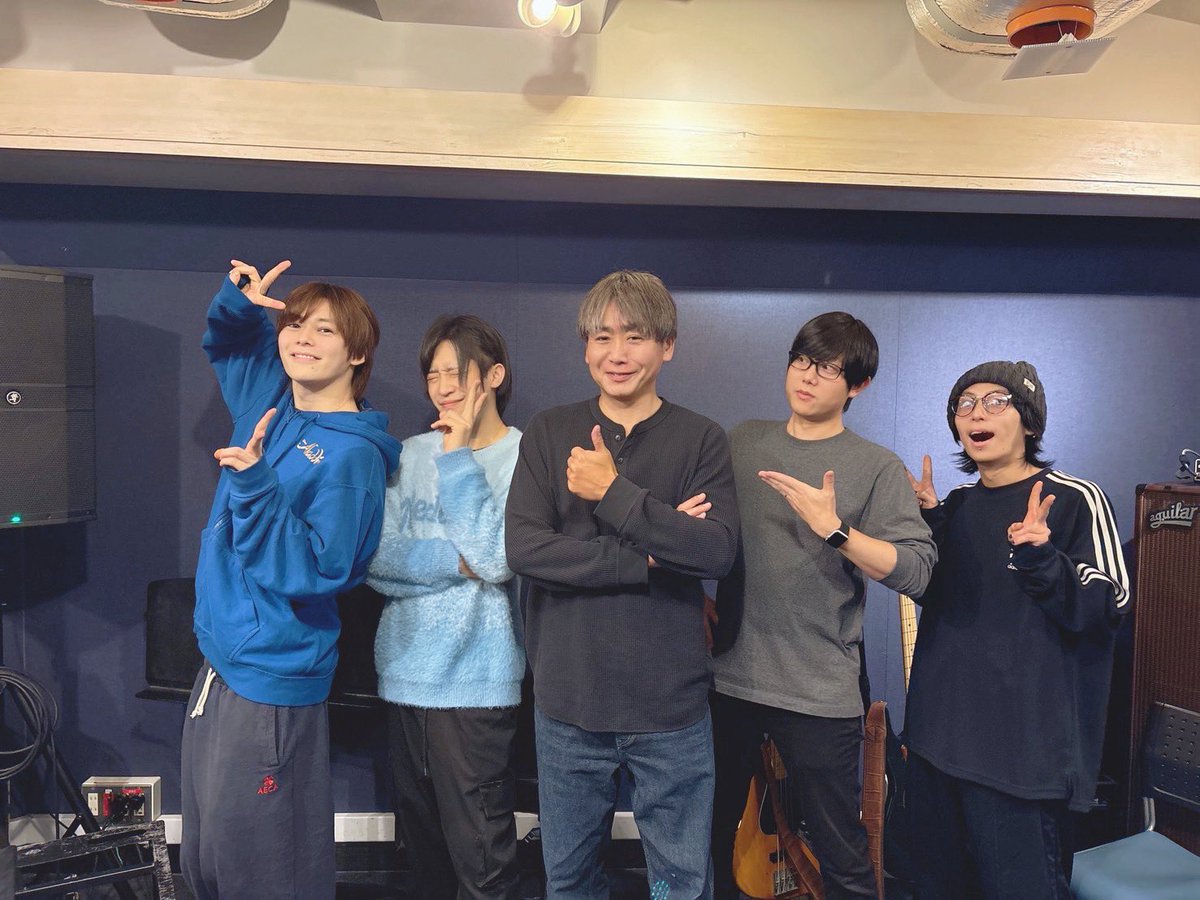 Ryunosuke_rock's tweet photo. 11/29 at 今池Grow

本日はリハーサルでした！
名古屋ライブに向けて 最終ゲネプロ！
ほんまに絶対 最高に最高で最高な日になること間違いないので 絶対に遊びに来てください🙏🏼

チケットはこちら！！！！
残りわずか…です！！！！🥂🙇

https://t.co/m52ZWohtB3 https://t.co/FVZOVKo1pP