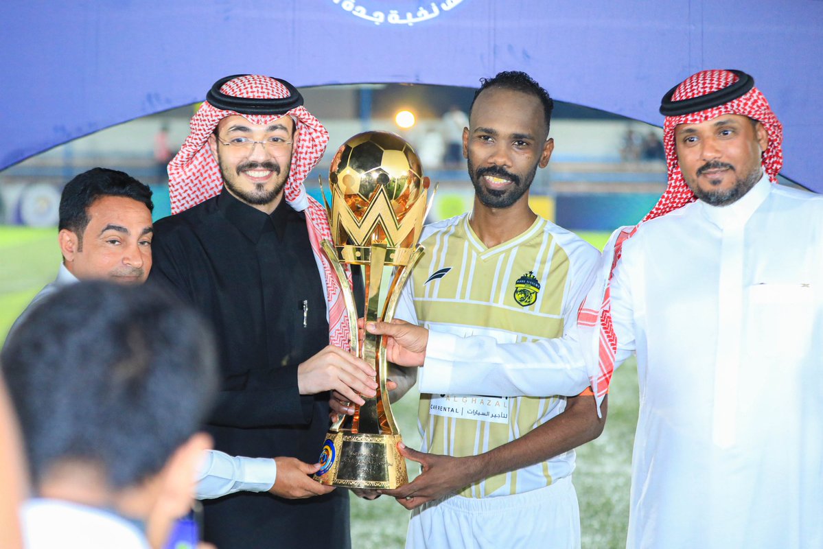 o15_academy's tweet image. 📸 | أكاديمية نور أبطال كأس افتتاح بطولة نخبة جدة 👏🏆