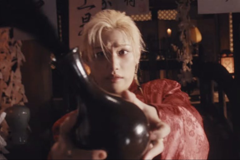 bobalix_'s tweet image. he&apos;s &quot;divine&quot;