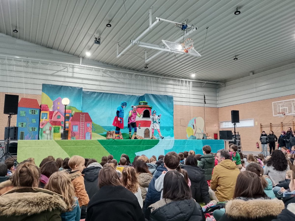 Atzo Porrotx eta Marimototsen bisita jaso genuen Garesen.