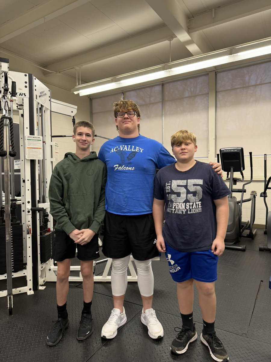Early morning thanksgiving lift with the young guys!!