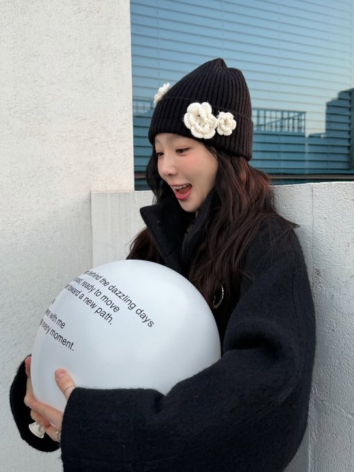 309KTYSS's tweet image. Taengstagram 💜

🧸🎈

(🎧 Girl - Chaeyoung)

251127 #태연 @TAEYEONsmtown