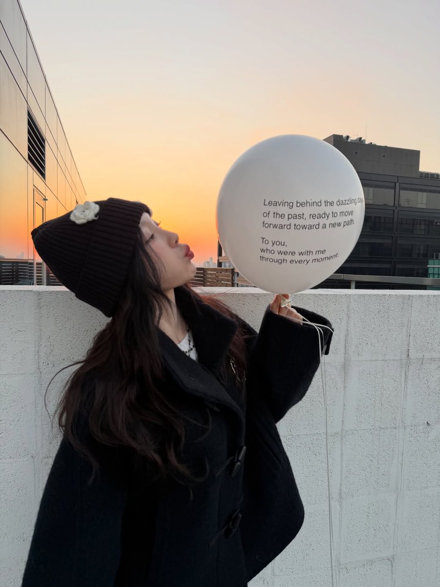 309KTYSS's tweet image. Taengstagram 💜

🧸🎈

(🎧 Girl - Chaeyoung)

251127 #태연 @TAEYEONsmtown