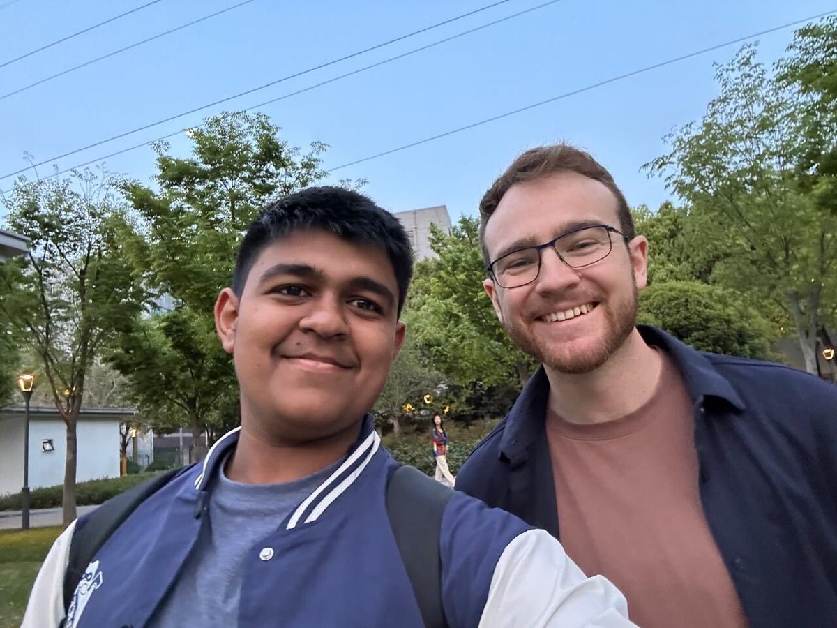 ThamesviewSCH's tweet image. Hridya recently participated in two global game development gatherings hosted by Hack Club—Juice in Shanghai and Shiba in Tokyo. Both were incredibly motivating, allowing him to connect with fellow young creators, acquire new skills, and showcase his projects globally

#HackClub