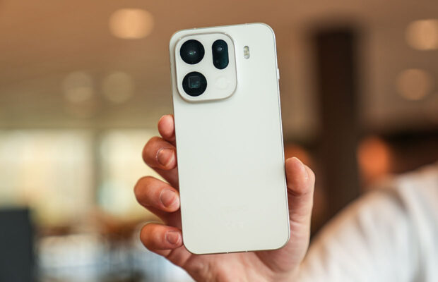 AndroidPlanet's tweet image. Hoe kan een snellere smartphone tegelijk energiezuiniger zijn? → androidplanet.nl/nieuws/sneller… door Mike Peek