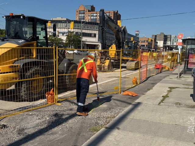 PVSContractors's tweet photo. Project Spotlight: Proud to support the Hurontario LRT — an 18 km, 19-stop line connecting Port Credit to Brampton. Our team has been on the ground daily, locating &amp; marking up to 25 utilities to keep construction safe, precise &amp; moving forward. https://t.co/IuMsCLcJQU