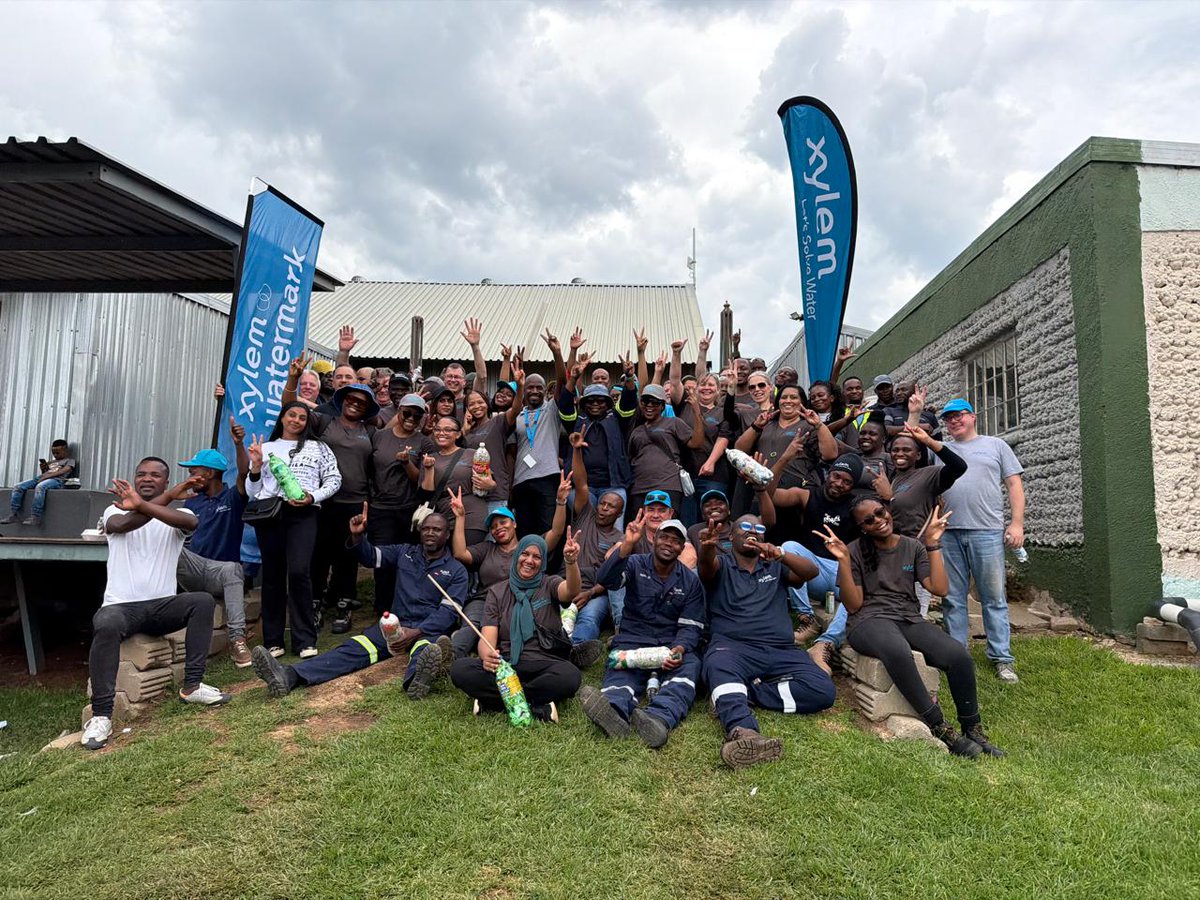 XylemAfrica's tweet image. Today, Xylem staff teamed up with Khensani’s Collection to create over 1,000 ecobricks from plastic waste, building classrooms &amp;amp; community resilience! 

Proud to create lasting impact in education and the environment. 

#XylemAfrica #Letssolvewater #WaterSolutions #Watermark
