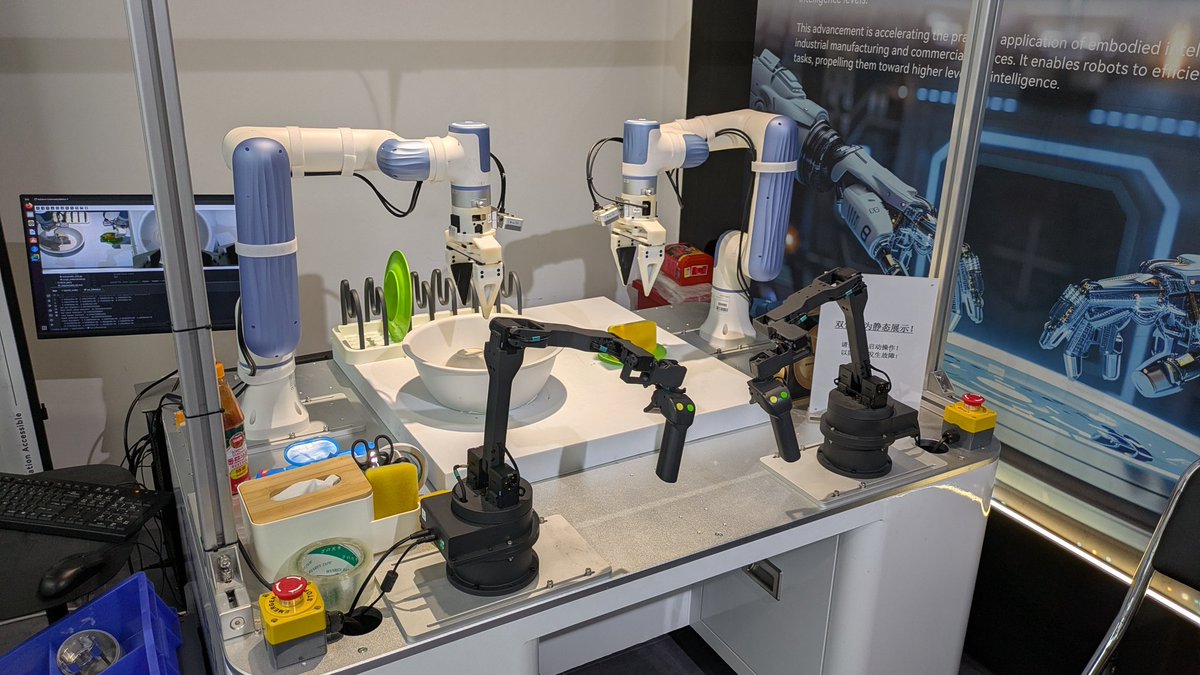 ZappyZappy7's tweet image. ロボティクスをより深く理解するための旅
4社目はDobot Robotics
現場への導入・サポート実績があるので、インプリでの課題について議論できてよかった。
録画した動画は帰国後にアップ

#humanoidrobot #manufacturing #Logistics #service #cobot #shenzhen #Dobot