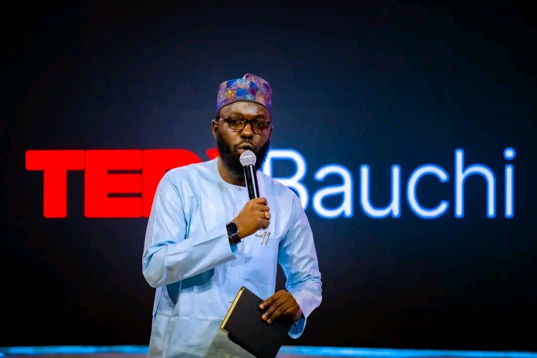 TedxBauchi's tweet image. BobDee brought the charm to the red carpet while @Mall_bodex and Alkebulan carried the energy through the main stage — a perfect duo shaping the TEDxBauchi experience from start to finish.

#TEDxBauchi #BuildingBridges #IdeasWorthSharing #TEDxExperience #TEDxBauchi2025