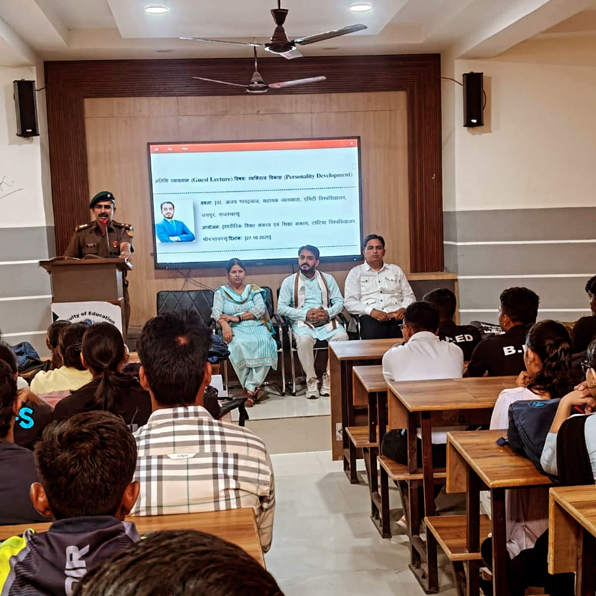 AjayDSVV89's tweet photo. @TantiaUnivers #Workshop @AmityUniJaipur https://t.co/aAIaqK4yky