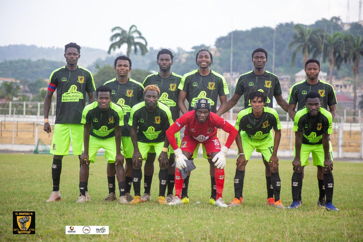 fcashantigold04's tweet photo. "YESTERDAY'S GAME HIGHLIGHTS πΈβ½οΈ
Check out the action-packed pics from yesterday's game! π₯
We love seeing our fans cheering and our players giving it their all! π
#FCAshantigold #GhanaFootball #GameDay" https://t.co/zGSPiev6Mi