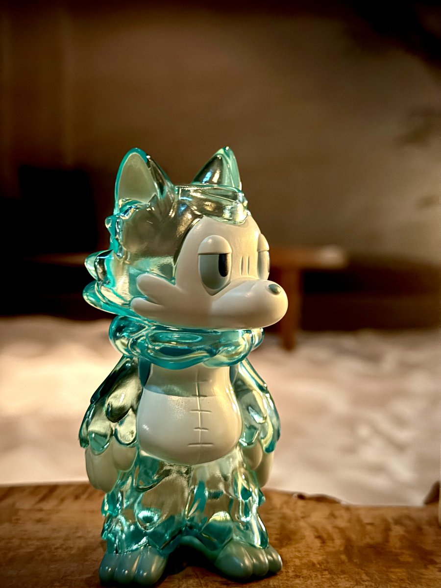 Gulden_Draak's tweet image. 美ら海で海を眺める。
大志を抱く。
砂浜カフェでまったり。
新たな炭酸仲間を見つめる。

#おおかみくん 
#あらいきりこ