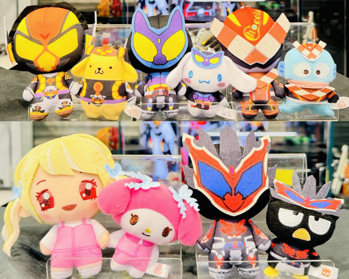 【ステッカー付き】仮面ライダーストア　サンリオコラボ　ぬいぐるみ 仮面ライダーストア東京店 新商品情報】 明日11/28(金)から、#仮面