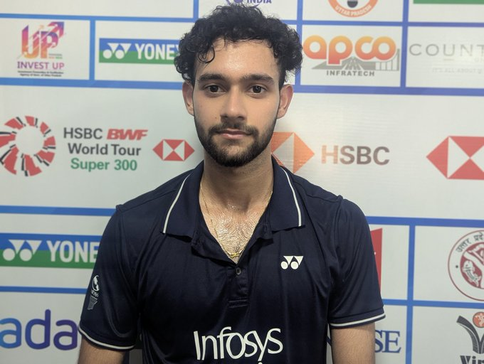 AIRNews_Chennai's tweet image. #badminton | #SyedModiS300 ||

சையத் மோடி சர்வதேச பேட்மிண்டன் போட்டியில் இந்தியாவின் #ManrajSingh காலிறுதிக்கு முன்னேறியுள்ளார்.

@RevSportzGlobal | @BWFScore | @airnewsalerts