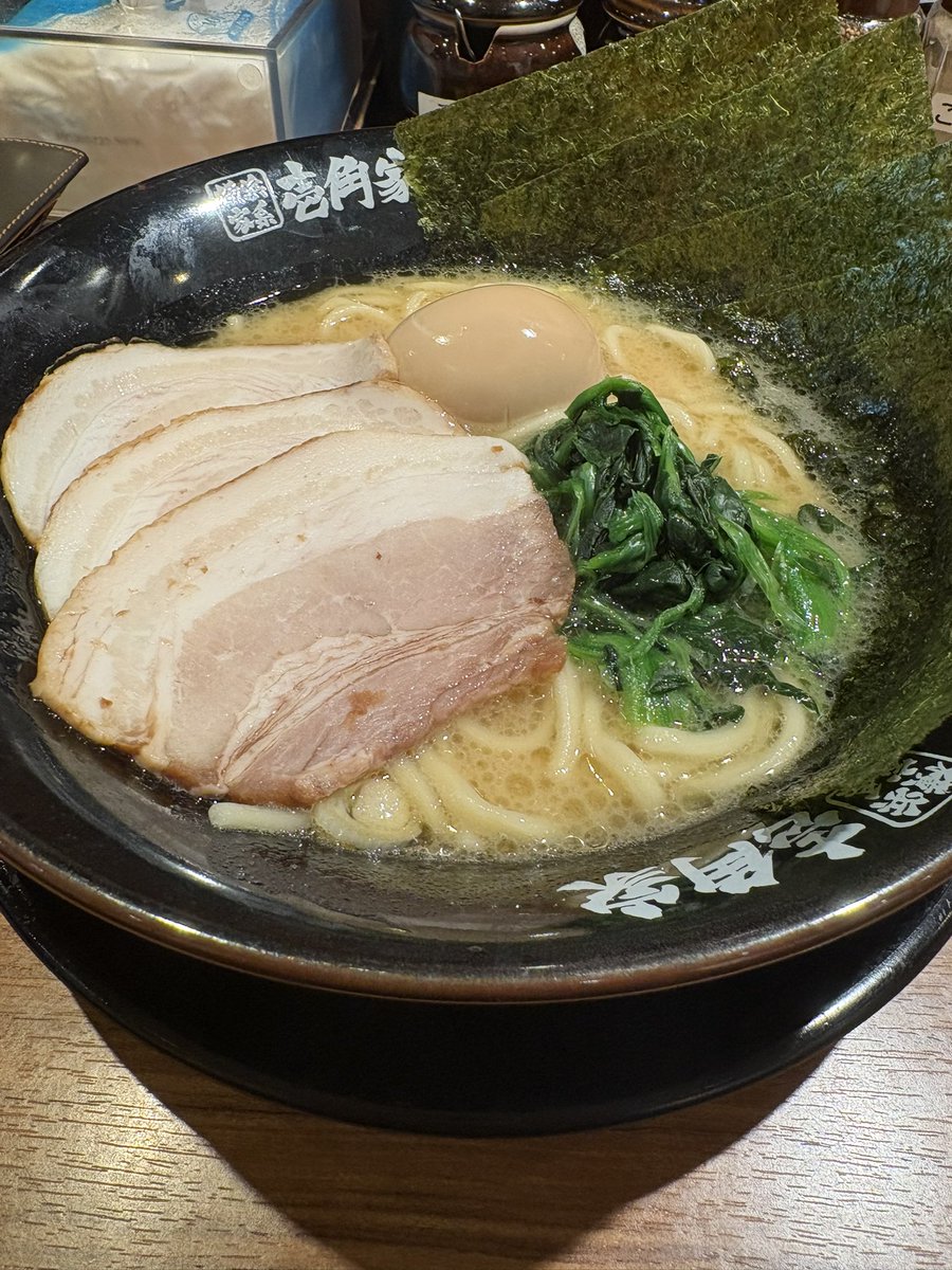 やっぱスープの色の違いギャグだろ
ポケモン？