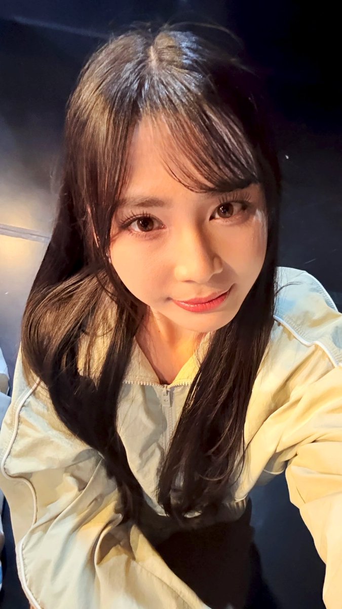 dimitriyeraz's tweet image. Tft, Gits @A_GitaJKT48. You really did your best today.

If you still have things to do, take care of yourself. If you’re done, rest well to recharge your energy. We’re cheering for you and sending lots of support.

Anw, always in love with your beautiful eyes. 🫶🏻