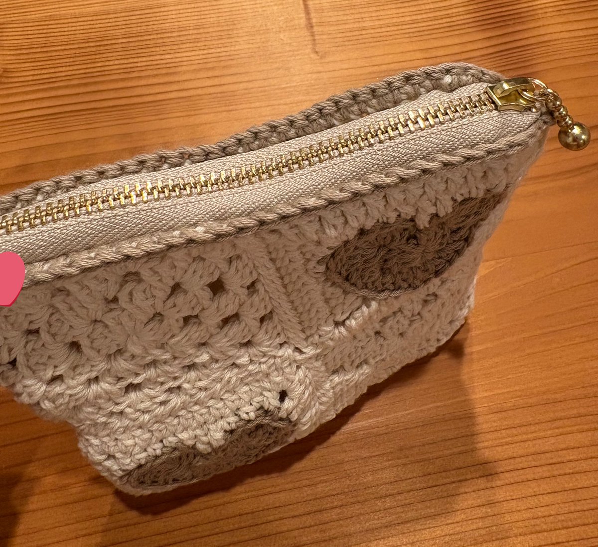 Hanapo_minic's tweet photo. 編んだモチーフを初めてポーチにした✌︎
金具ファスナーにして正解！ちょっとだけ高級感でた✨

何入れるかは何にも決まってない🍬すぐ使うならお菓子入れかな〜🥰 https://t.co/7p9YoEOdJy