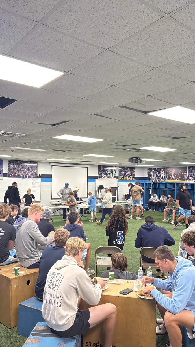 Is there a better Thanksgiving Day tradition, than getting to cook pancakes for the team right after a Thanksgiving practice?! Forever grateful for this team and this program! Love these young men! Now let’s go win an Eastern Finals!!

#1TEAM