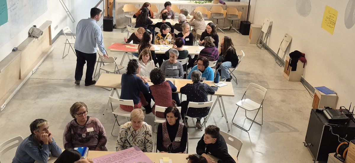 Un paso adelante.
El 22 de noviembre vivimos el primer encuentro presencial del grupo de mujeres de Fiare Banca Etica: historias, ganas y muchas ideas para construir juntas un futuro más justo. ¿Te sumas? fiarebancaetica.coop/primer-encuent…