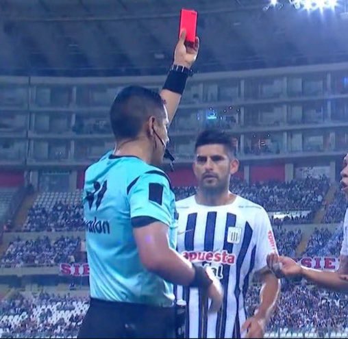 Aliancismo_1901's tweet image. Carlos Zambrano 

Fuera mierda.