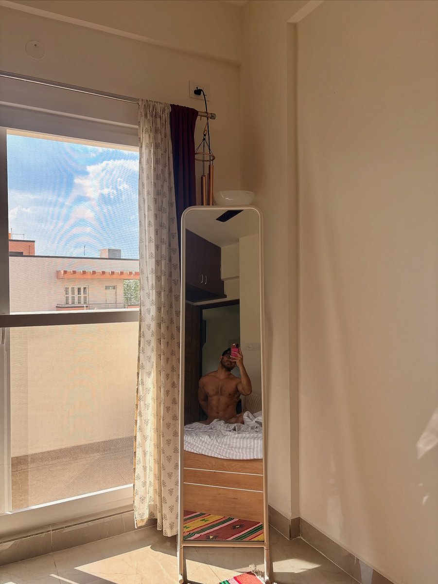 checkdhotdude5's tweet image. #Indian #hot