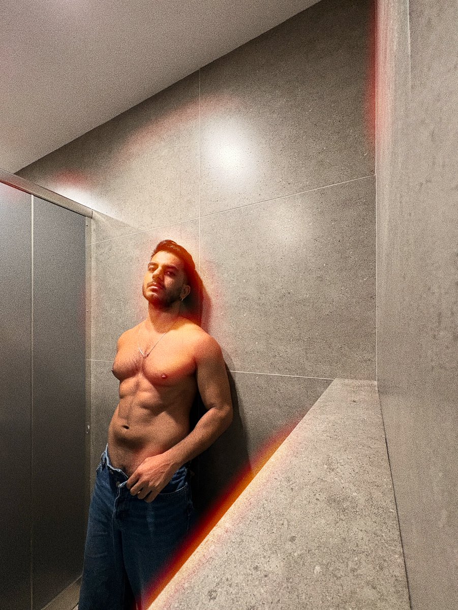 checkdhotdude5's tweet image. #Indian #cute