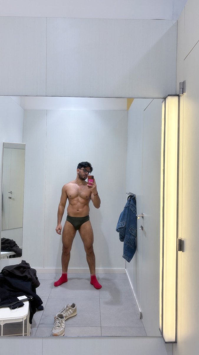 checkdhotdude5's tweet image. 