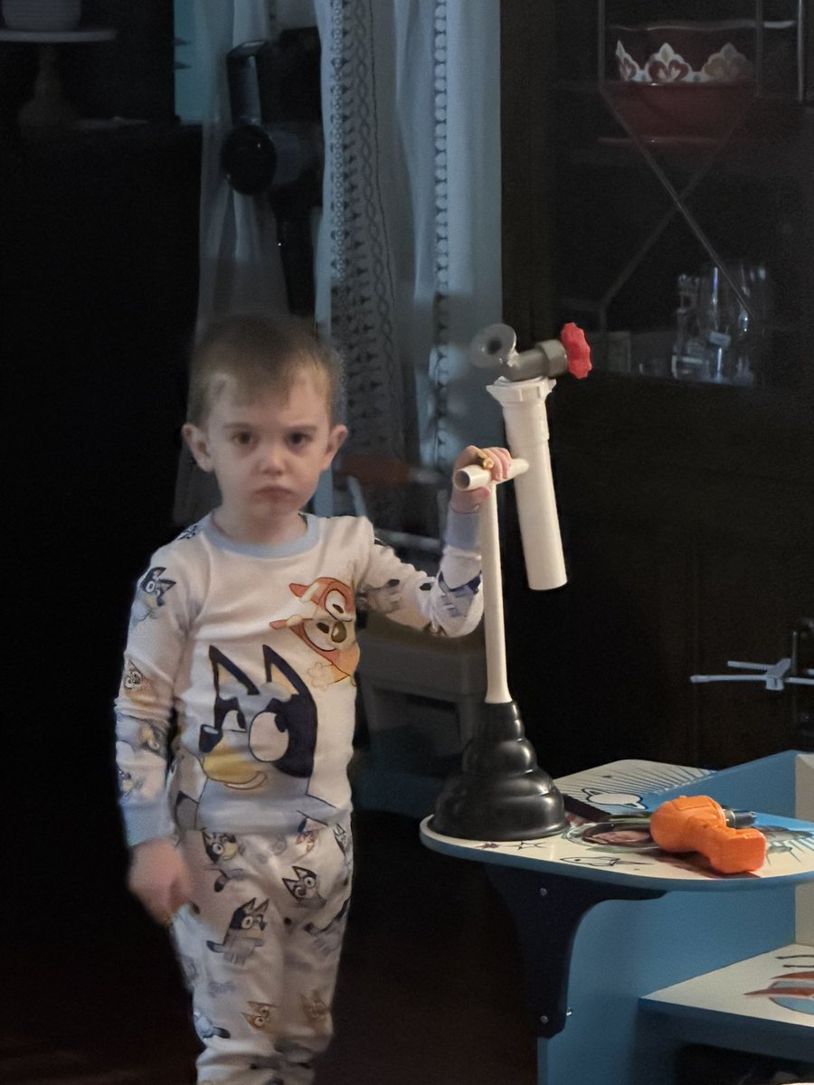 Kevin jackson tweet media