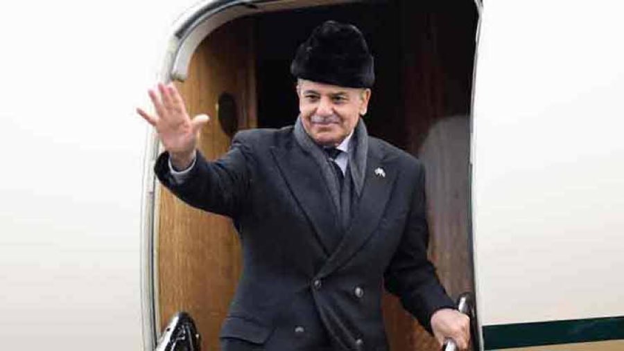 ZahidGishkori's tweet image. On way to London! 

Pakistan PM remains on globetrotting since Pakistan’s victory against India in May, a record number of trips by any PM ever to engage the world on multiple pronged challenges the country faces on its borders in recent times.