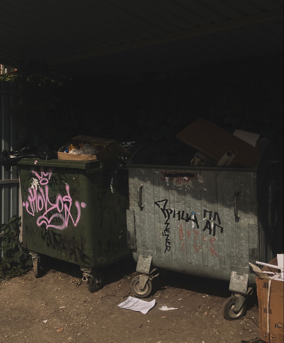 mcytmotivations's tweet image. freddie badlinu reminds you to take out your trash! ♡