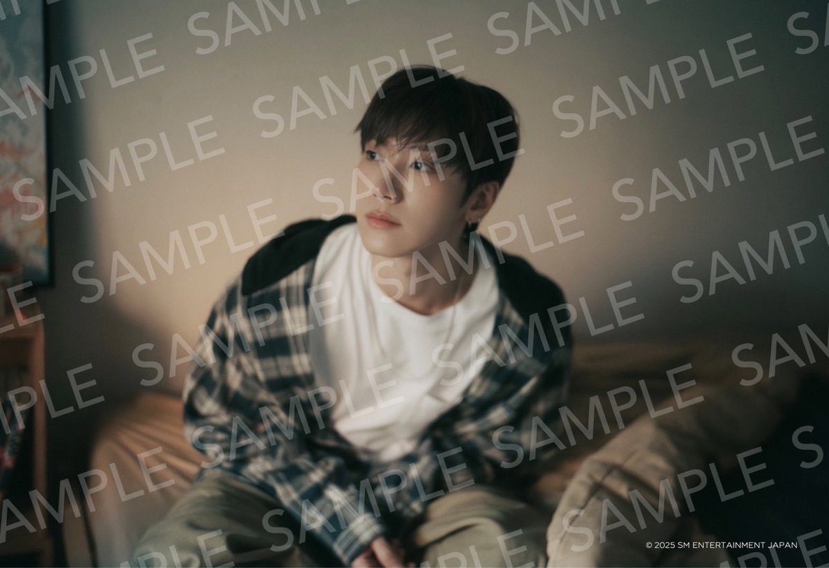 TEN THE 1st PHOTO BOOK essentia 公式ストア限定特典のコンビニ