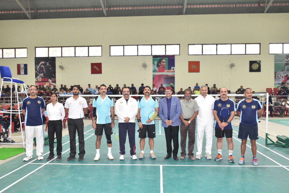 दिनांक 27 नवंबर 25 को,श्री आलोक कुमार सिंह,महानिरीक्षक महोदय के निर्देशन में,15वीं इंटर फ्रंटियर बैडमिंटन प्रतियोगिता-25 का समापन समारोह श्री मीर रंजन नेगी, इंडियन टीम के पूर्व हॉकी प्लेयर और विमेंस हॉकी टीम के पूर्व कोच की अध्‍यक्षता में CSWT Indore में सफलता पूर्वक सम्पन्न हुआ।