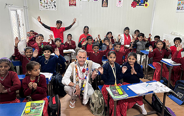 US Capital Global tweet media