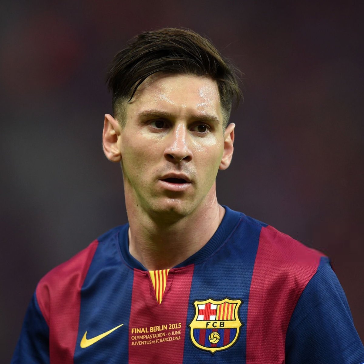 🔴 Alexis Sanchez 🇨🇱 : « En 2014, après un match à Barcelone, un groupe de joueurs, dont moi, 𝘀𝗼𝗺𝗺𝗲𝘀 𝗮𝗹𝗹𝗲́𝘀 𝗮𝘂 𝗿𝗲𝘀𝘁𝗮𝘂𝗿𝗮𝗻𝘁.

𝗟𝗲 𝗰𝗵𝗲𝗳 𝗲́𝘁𝗮𝗶𝘁 𝘂𝗻 𝗴𝗿𝗮𝗻𝗱 𝗳𝗮𝗻 𝗱𝗲 𝗠𝗲𝘀𝘀𝗶 𝗲𝘁 𝗮𝘃𝗮𝗶𝘁 𝘁𝗿𝗮𝘃𝗮𝗶𝗹𝗹𝗲́ 𝗱𝘂𝗿 𝘁𝗼𝘂𝘁𝗲 𝗹𝗮