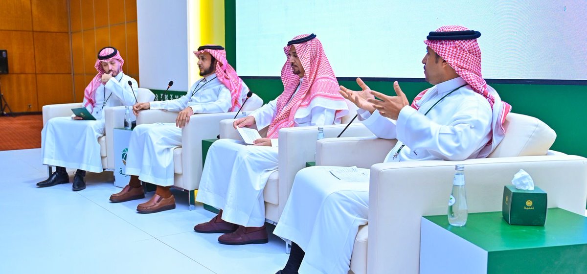 THAMERALBOHERI's tweet photo. سعدت بالمشاركة مع فريق العمل لتقديم ندوة لأطر نقل السكان والتنمية المجتمعية ضمن جهود Tanmiah | تنمية لعرض التجربة السعودية في نقل السكان في منطقة عسير. https://t.co/Zg26LHt6j3