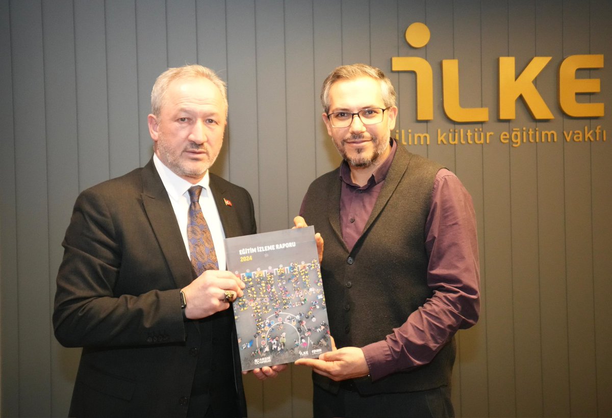 Üsküdar Milli Eğitim Müdürü Sn. Semih Durmuş ve Burhan Dilek'i  İLKE Vakfı'mızda ağırladık.

İlçe Müdürümüz Sn. Durmuş'a Vakfımızın Eğitim Politikaları Araştırma Merkezi (EPAM) çalışmaları hakkında bilgi vererek EPAM tarafından hazırlanan Eğitim İzleme Raporu 2024'ü takdim ettik.