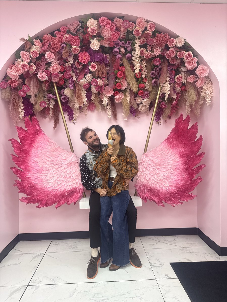 justfartin's tweet image. @poopfartpeein said,
JUST SHOWZED 
UP WUN DAY

He thought it meant I was wunning dis @goblintown doppelgänger 1/1 as my first NFarT

I thought he meant that wun day I just showed up in his life… 14 months ago today

poopfartpeein.eth or
0xa9f41db0d231701c97f16046b548f1769acb024b