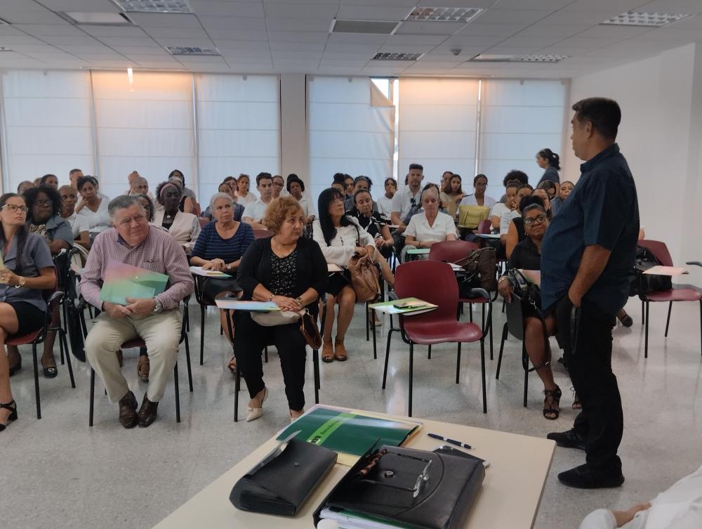 📍 Debates y perfeccionamiento en encuentro técnico de contadores de <a href="/BanMetCapital/">BanMet_Capital</a>
#CuentaConmigo 
👇
bc.gob.cu/noticia/debate…