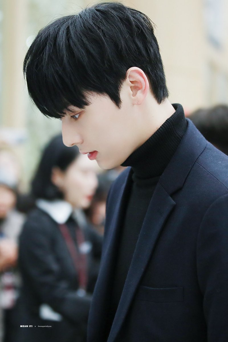 O9O8_'s tweet image. 오늘 그날이다

8년 전 오늘 171128 황민현 ㅈㄴ잘생겼어
이 말 듣고 배시시 웃었던 날