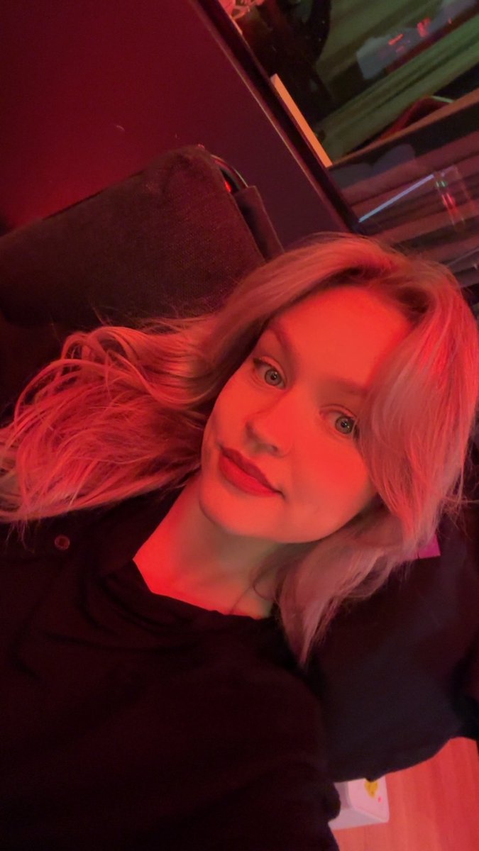 ElinaJasmin's tweet photo. Honey Im home. #ezforence https://t.co/8BxwRLwaGB