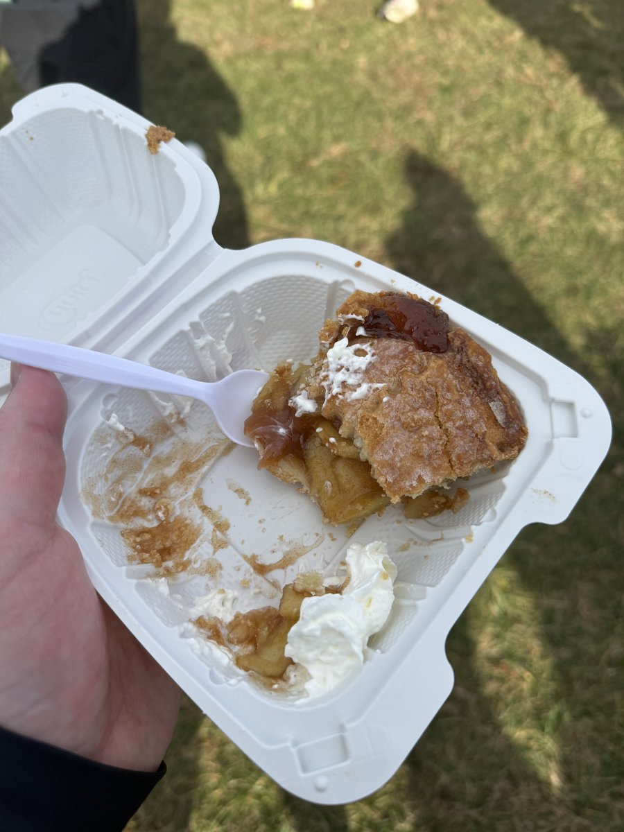 SamTheRamVacker's tweet image. Who’s up trotting the turkey? 🦃