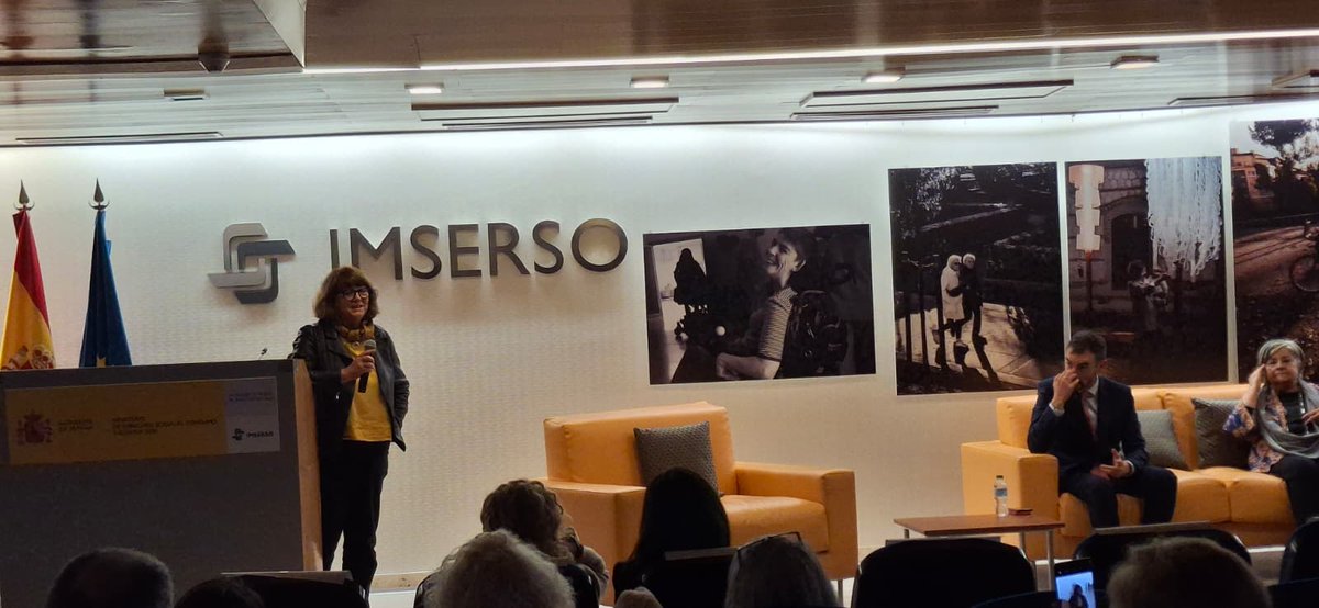 CONFEMAC65's tweet image. Hoy hemos estado en el @Imserso en la Jornada sobre Sostenibilidad de los Cuidados de Larga Duración, organizada por @FundCaser y @fpilares. Un espacio clave para impulsar cuidados más humanos y comunitarios.

#Cuidados #PersonasMayores