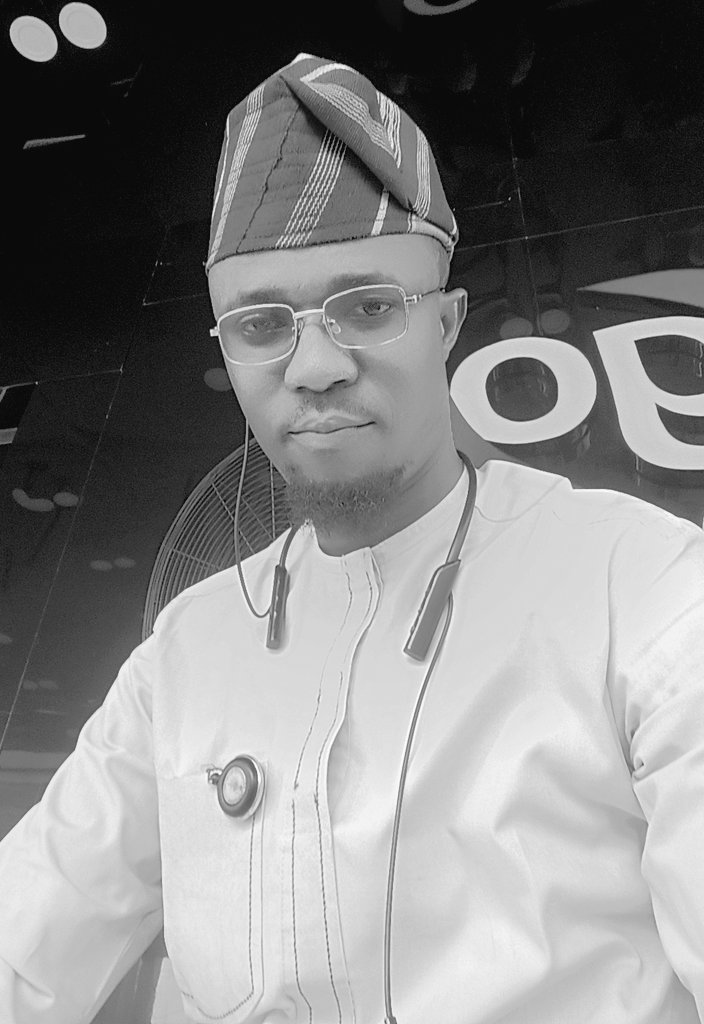 Comr. Babatunde S.A tweet media